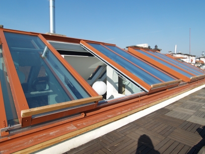 Video: Luxusní posuvné střešní prosklení - Střecha jako kabriolet s posuvným střešním prosklením Solara PERSPEKTIV – chytré a promyšlené řešení.