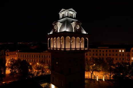 Osvětlení letenské vodárenské věže v Praze - foto: Benedikt Markel 