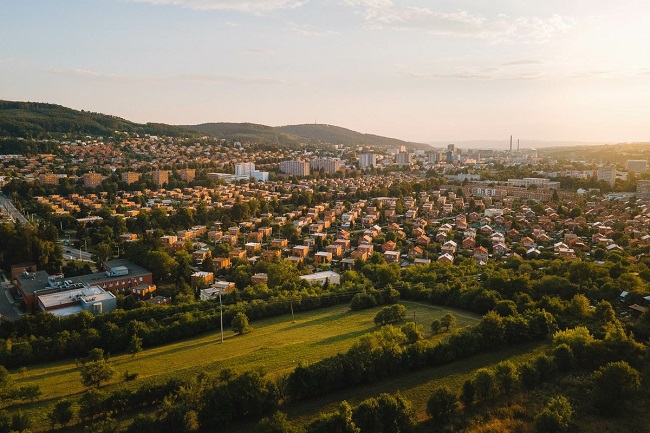 archiweb.cz - Nový televizní dokument Zlín – město v zahradách mapuje ...