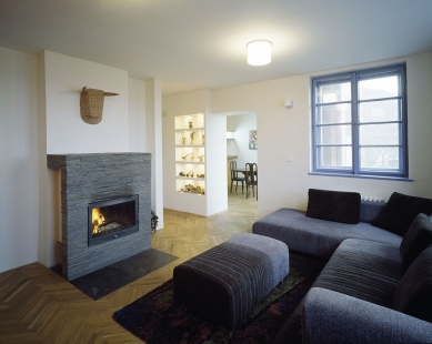 Rekonstrukce a přístavba rodinného domu ve Všenorech - foto: Filip Šlapal