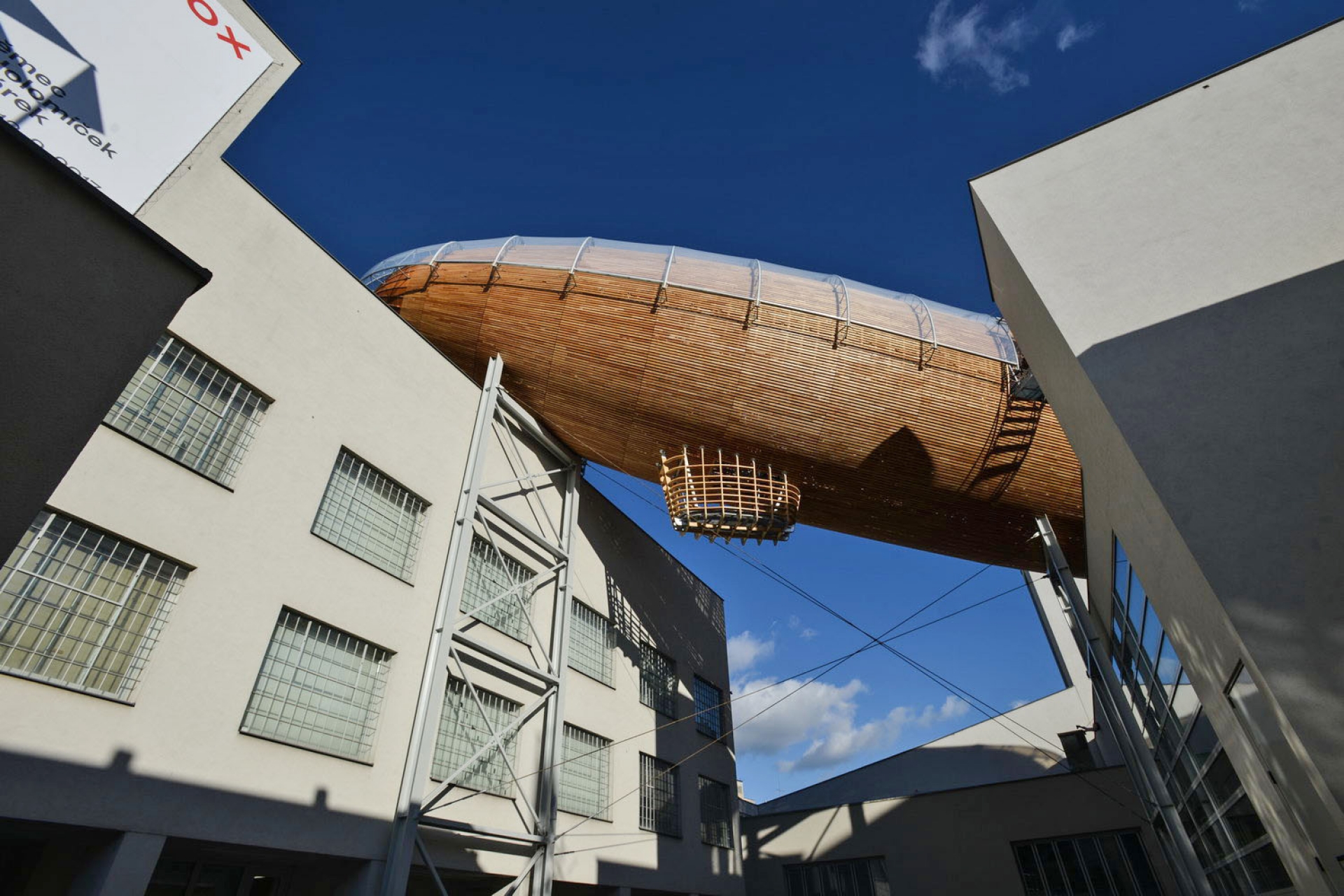 archiweb.cz Gulliver