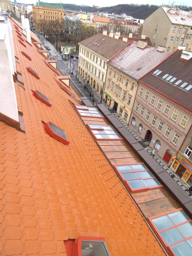 Atypical roof windows for heritage-protected houses - Solara HISTORIC, roof studio glazing, overall exterior view - Solara HISTORIK, roof studio glazing, overall view exterior