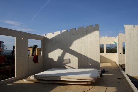 <title>Open Door Day in a Modern Wooden Building Near Karlštejn</title>    Open Door Day in a Modern Wooden Building Near Karlštejn