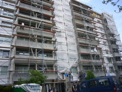 Zateplení saves energy, money, and nature - The apartment building in Žďár nad Sázavou was insulated using the STX.THERM SANA system with Spiral Anksys anchoring over an area of 730 m2.