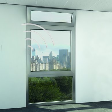 Automatizace oken, dveří i celých objektů snadno a s elegancí - Schüco TipTronic mechatronické kování