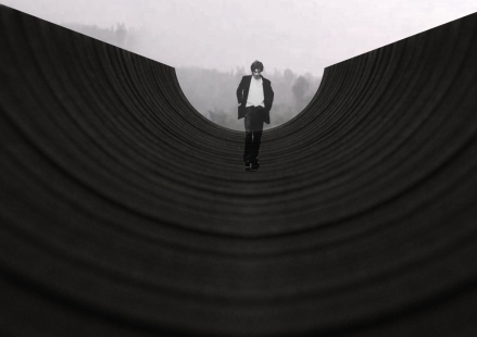 <Jested f kleci 13 - nomination> - Student housing under the creek bed - foto: Eliška Kováříková