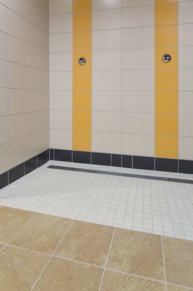 Anti-slip tiles from RAKO have enhanced the safety of visitors at the new aquapark in Mladá Boleslav