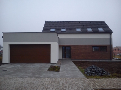 Skeletový systém u rodinného domu? Velké volné prostory anebo případná změna kdykoli později. - Skeletsystem Godlbeck se vyrábí pro různé typy a tvary budov.