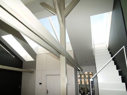 Střešní dveře na ploché střechy a střešní zahrady – jako typový výrobek - Střešní proskelní Solara včetně posuvného střešního výstupu PERSPEKTIV