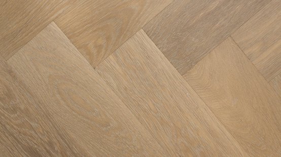 ADMONTER – dřevěné podlahy pro hotely, restaurace a kanceláře