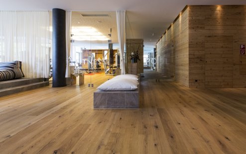 ADMONTER – dřevěné podlahy pro hotely, restaurace a kanceláře