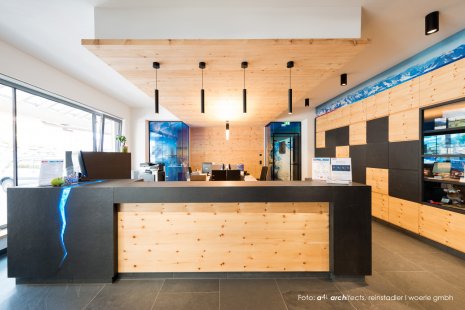 ADMONTER – dřevěné podlahy pro hotely, restaurace a kanceláře