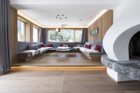 ADMONTER – dřevěné podlahy pro hotely, restaurace a kanceláře