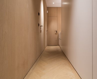 ADMONTER – dřevěné podlahy pro hotely, restaurace a kanceláře