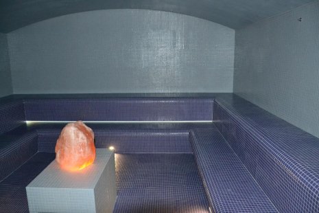 Využití mozaiky v bazénech a wellness   - Aqualand Moravia