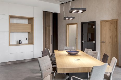 Showroom inspirovaný současnými evropskými trendy