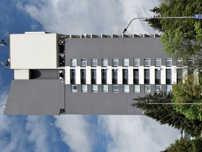 The virtual exhibition will pull you into the golden age of Czech architecture of the 1960s and 1970s - Petr Brauner: Residential building with water tank, Olomouc - foto: © Národní památkový ústav