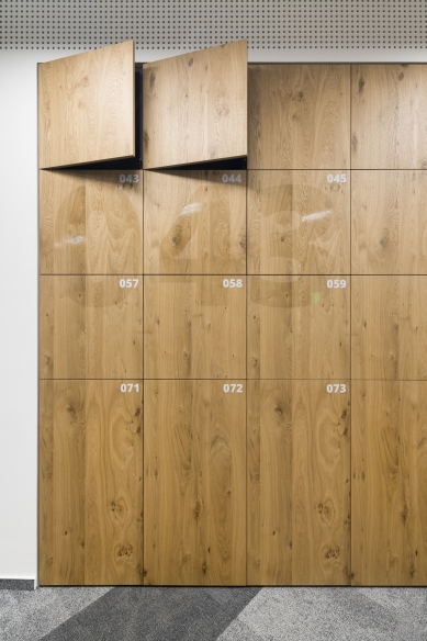 LOCKERS BESPOKE