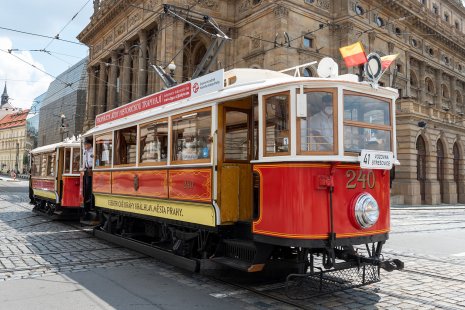 Architecture for All: Open House Prague 2021 commemorates the 150th anniversary of the birth of Jan Kotěra - Kotěra's tram - Photo: Tomáš Sysel