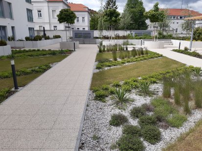 Střechy a terasy bytového domu Panorama Plzeň: střešní hydroizolační pásy a fólie BMI Icopal a BMI Vedag v praxi