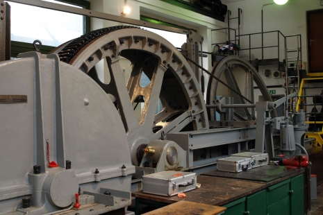 Call for Designers from Around the World – International Competition for a New Design of the Cable Cars on Petřín