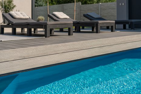 This terrace simply belongs to the family house