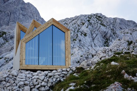 Unique structures showcase glass in various conditions