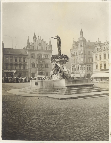 The city of Děčín announced a competition for the sculptural decoration of the Fairy Tale Fountain