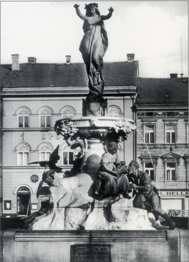 The city of Děčín announced a competition for the sculptural decoration of the Fairy Tale Fountain