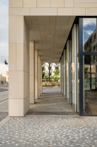 Stone as the natural face of the building