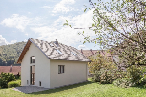 The former warehouse was transformed by the architect into a sophisticated attic