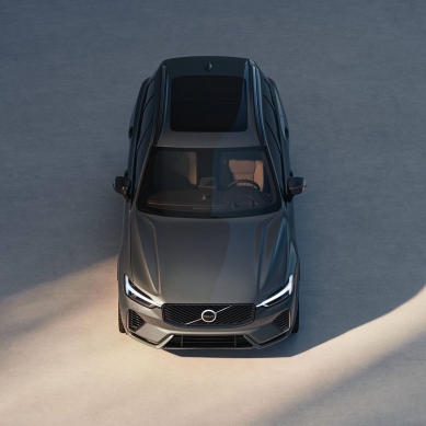 Car as an experience. Volvo comes with an exclusive offer for architects - Volvo XC60 – a proven bestseller of the brand and a versatile SUV for work, family, and everyday use. It combines compact dimensions, plenty of space, safety, and comfort in a very balanced whole.